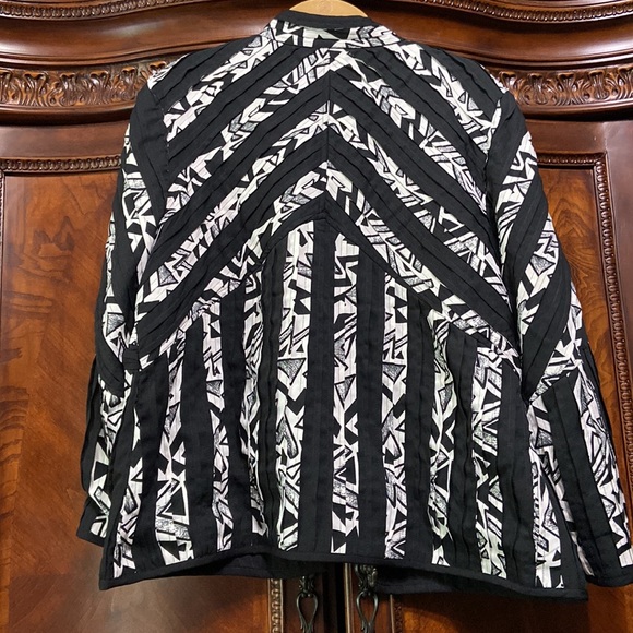 Chico’s Pleated Jacket - Picture 7 of 8